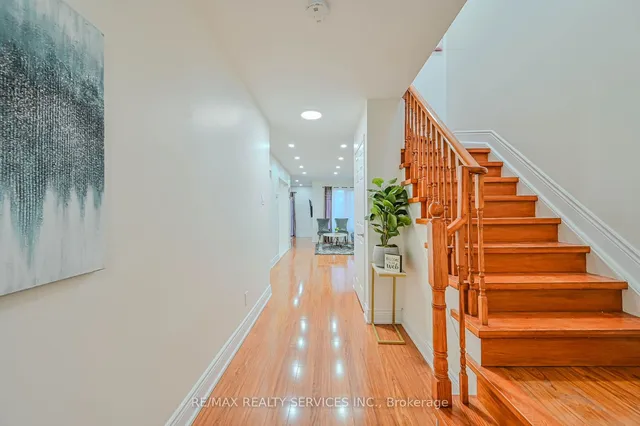 Additional image 22 of 80 Winners Circ