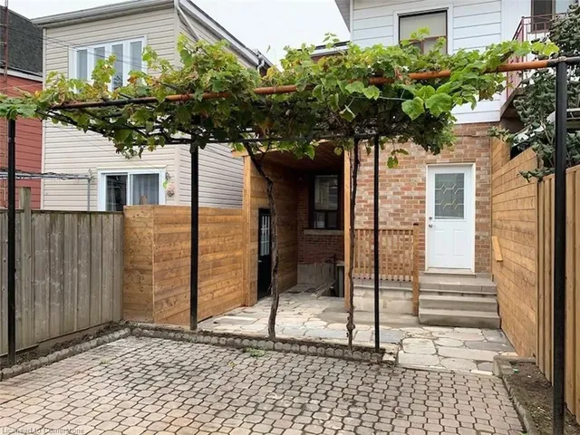 Additional image 32 of 135 Hope St