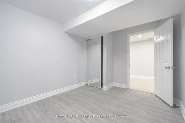 Additional image 32 of 8 Decorso Dr