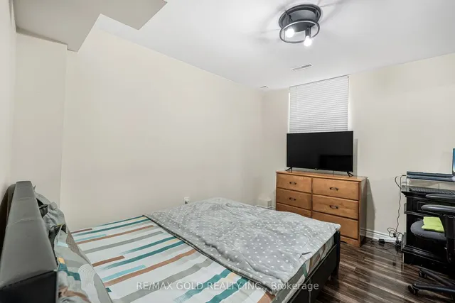 Additional image 37 of 95 Mount Fuji Cres