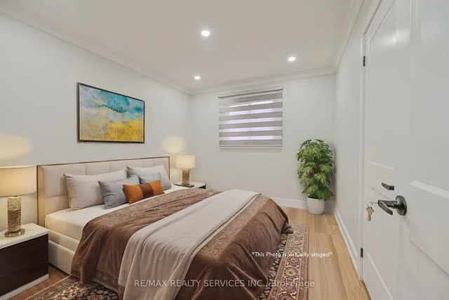 Additional image 31 of 80 Winners Circ