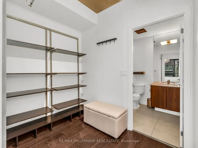 Additional image 16 of 55 East Liberty St Unit 1404