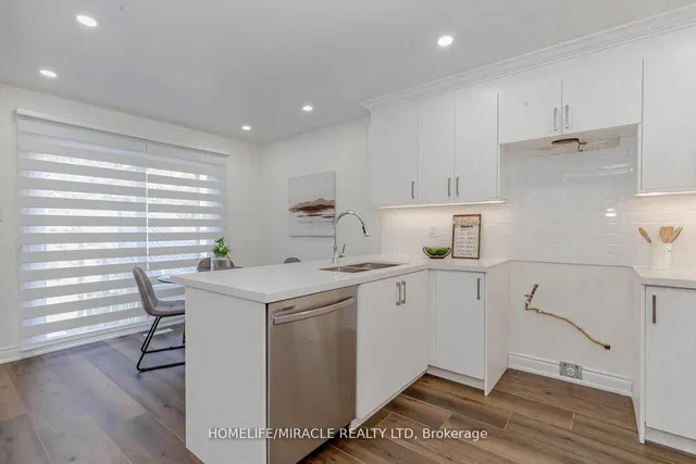 Additional image 13 of 44 Leatherhead Crt