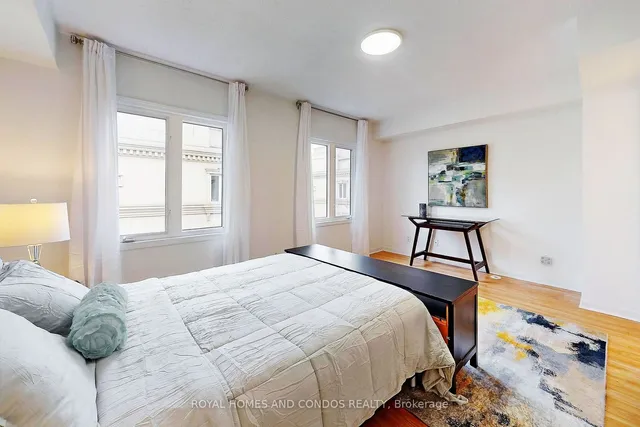 Additional image 22 of 60 Carr St Unit Th5