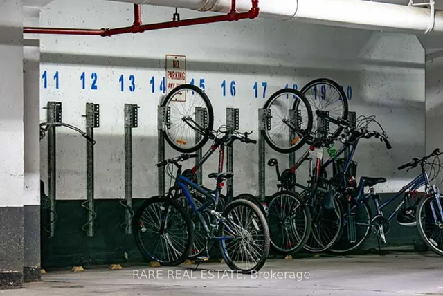 Additional image 26 of 24 Wellesley St Unit 203