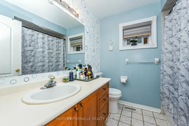 Additional image 30 of 94 Saintsbury Cres