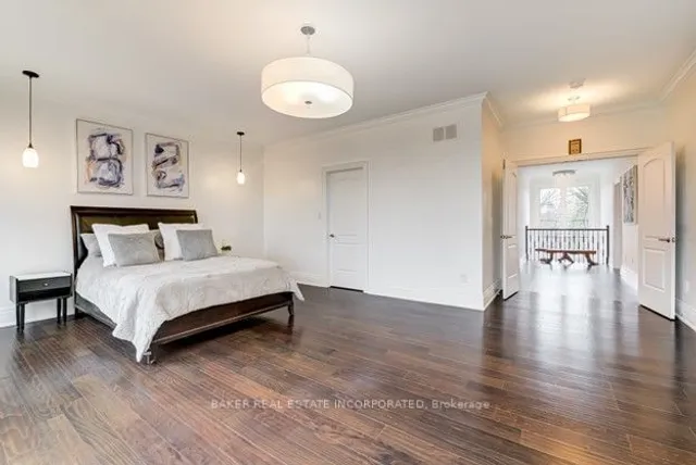 Additional image 20 of 38 Devondale Ave