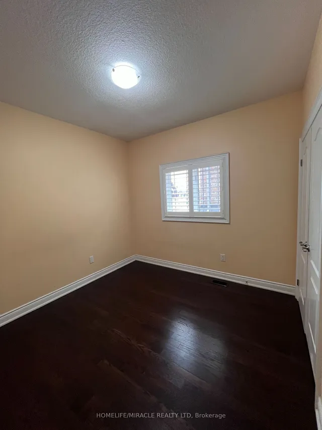 Additional image 24 of 8 Arda Cres
