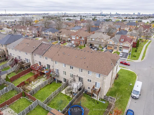 Additional image 25 of 33 Cedarvalley Blvd