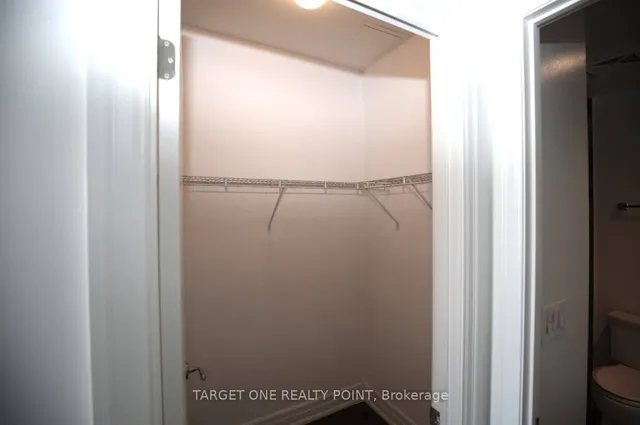 Additional image 17 of 23 Rean Dr Unit PH01