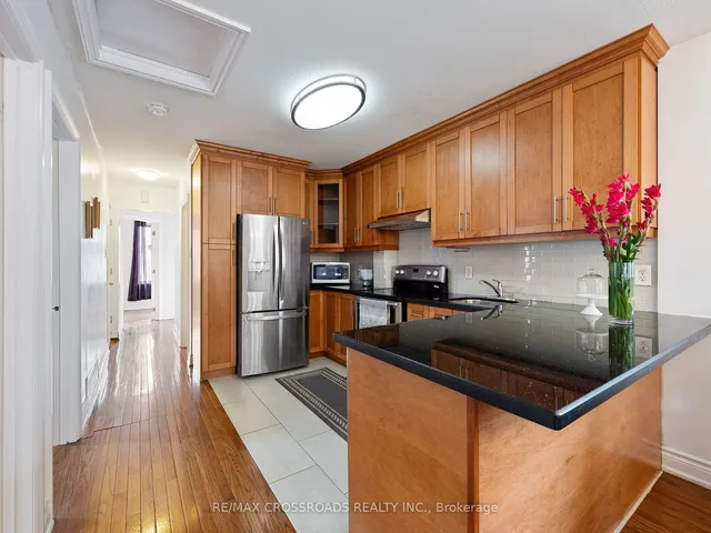 Additional image 7 of 92 Foxwell St