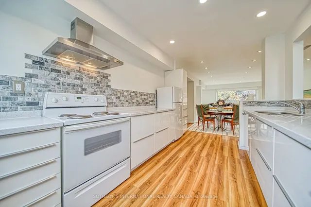 Additional image 8 of 155 Woodbine Ave Unit 5