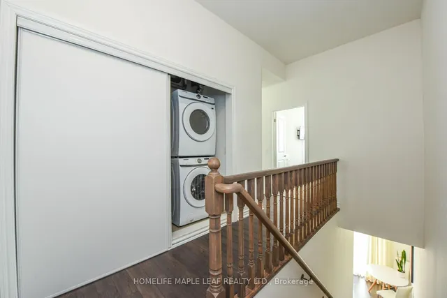 Additional image 16 of 30 Halliford Pl Unit 215