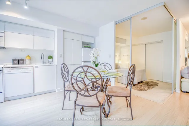 Additional image 13 of 21 ICEBOAT Terr Unit 930