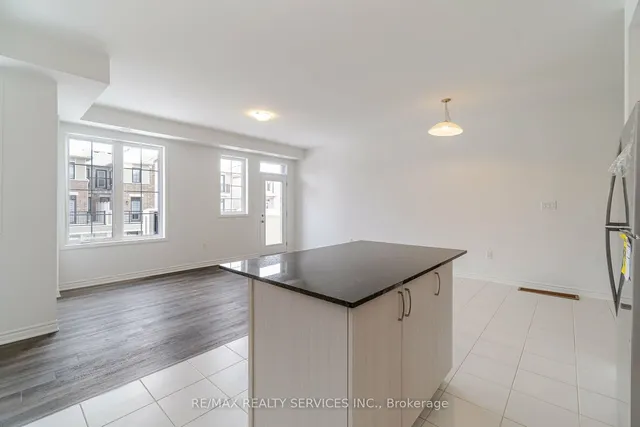 Additional image 9 of 10 MELMAR St