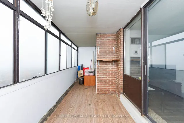 Additional image 15 of 18 Knightbridge Rd Unit 2005