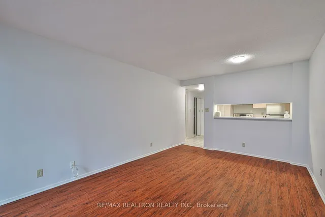 Additional image 14 of 44 Gerrard St Unit 811