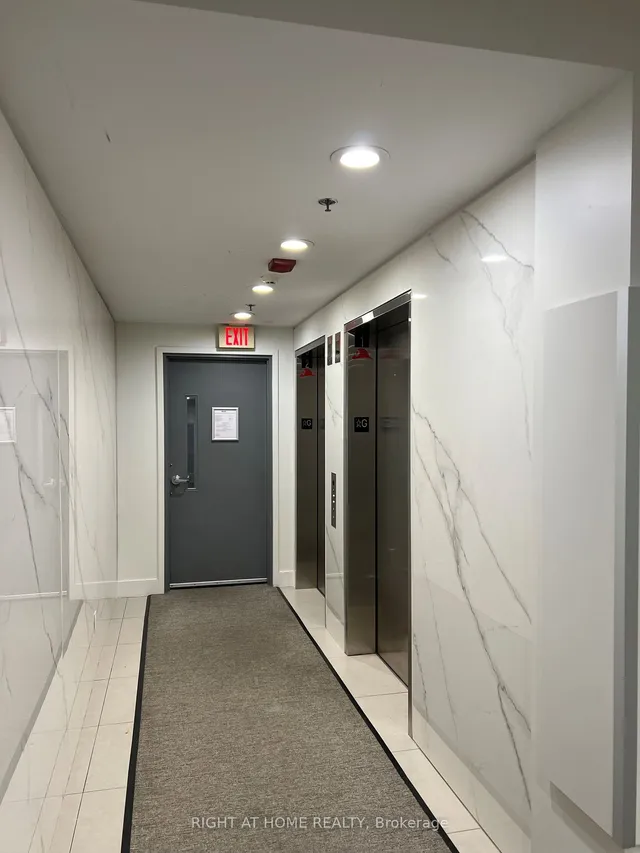 Additional image 4 of 630 Queen St Unit 407