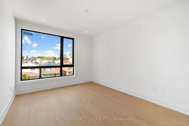 Additional image 24 of 45 Lanark Ave