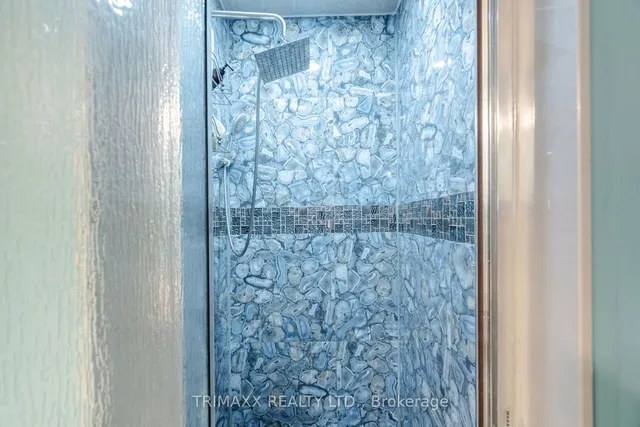 Additional image 24 of 39 Decker Hollow Circ