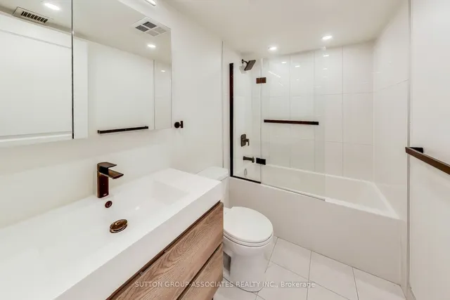 Additional image 22 of 323 Richmond St Unit 818