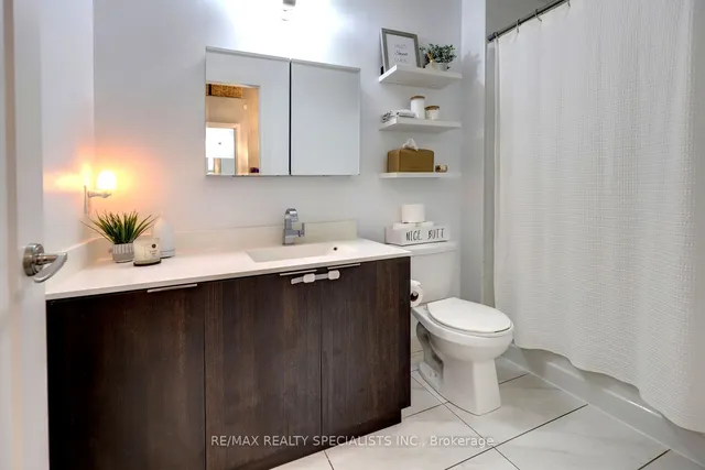 Additional image 27 of 56 Annie Craig Dr Unit 706