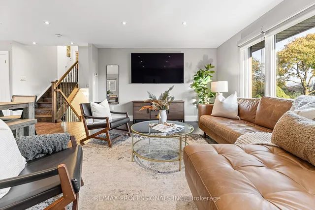 Additional image 10 of 4250 Bloor St