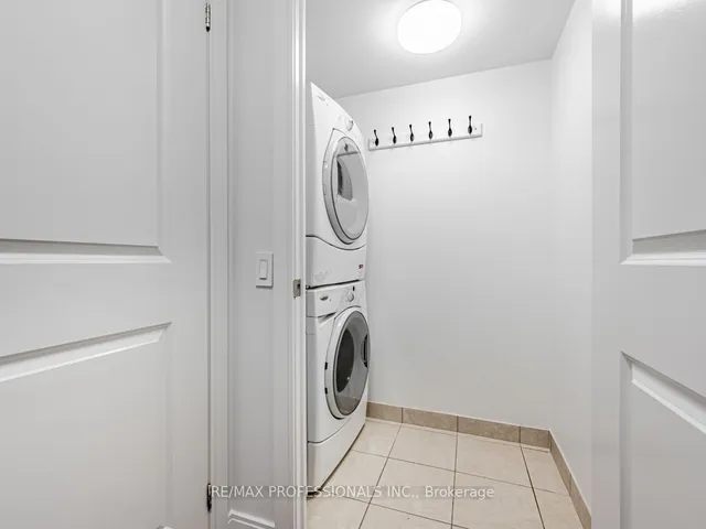 Additional image 21 of 25 Viking Lane Unit 946