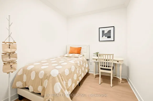 Additional image 19 of 35 Mariner Terr Unit 1212