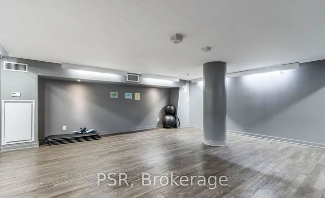 Additional image 15 of 38 Joe Shuster Way Unit 201