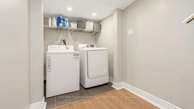 Additional image 27 of 60 Roehampton Cres