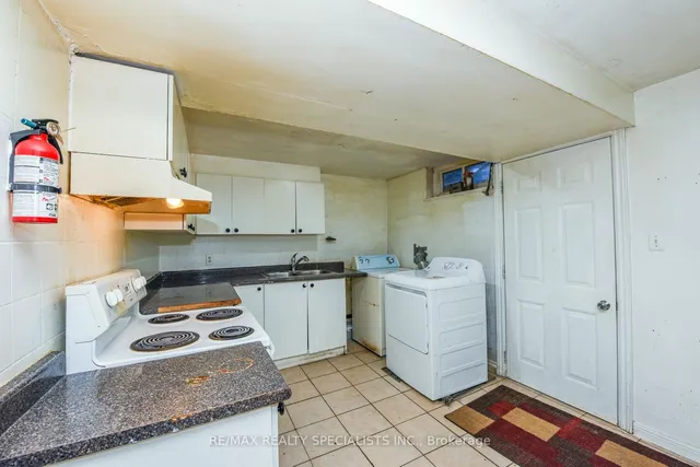 Additional image 22 of 52 Crawford Dr