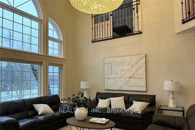 Additional image 38 of 92 Hill Cres