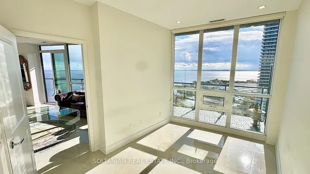 Additional image 28 of 59 Annie Craig Dr Unit PH3604