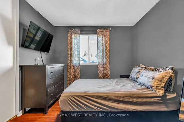 Additional image 31 of 2 Dailing Gate Unit 19