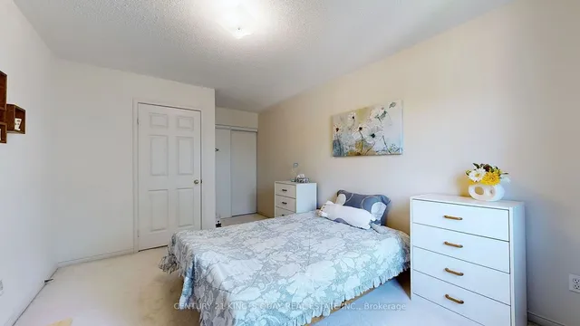 Additional image 22 of 83 Mondeo Dr Unit 150