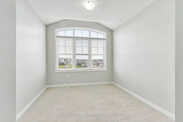 Additional image 27 of 8 TOLEDO Lane