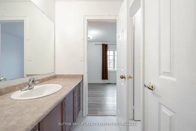 Additional image 29 of 8 Decorso Dr