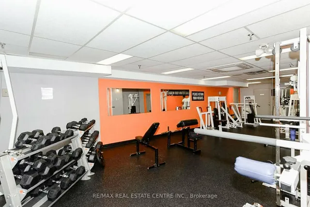 Additional image 33 of 714 The West Mall Unit 1009