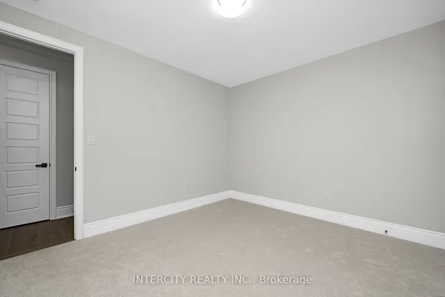 Additional image 29 of 61 Goodview Dr