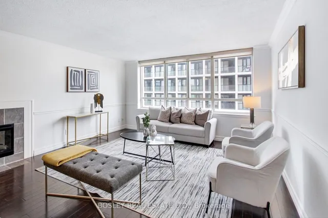 Additional image 16 of 633 Bay St Unit 2005