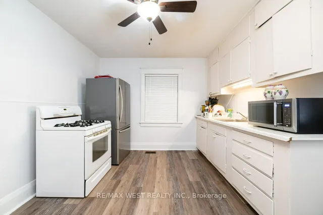 Additional image 15 of 3 Chambers Ave