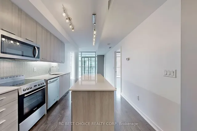 Additional image 9 of 105 George St Unit 411