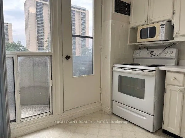 Additional image 11 of 296 Mill Rd Unit A21