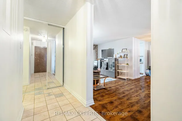 Additional image 6 of 25 Kensington Rd Unit 1407