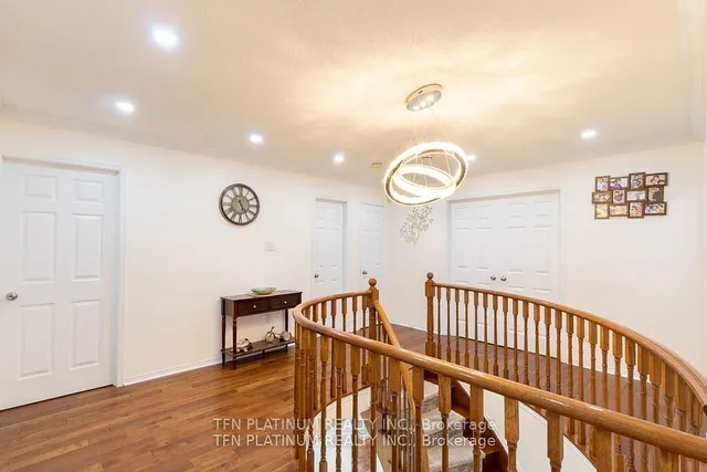 Additional image 28 of 8 Tremont Crt