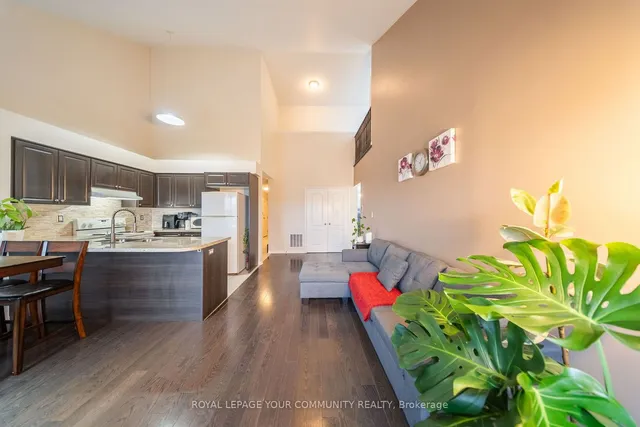 Additional image 30 of 651F Warden Ave Unit 48