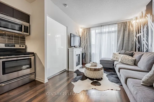 Additional image 3 of 38 Joe Shuster Way Unit 106