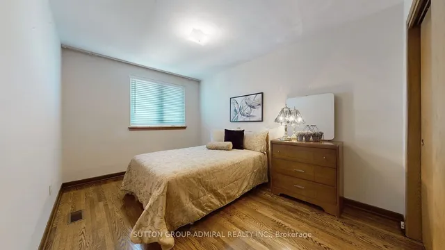 Additional image 17 of 48 Dubray Ave