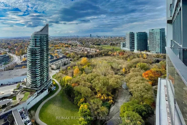 Additional image 17 of 2212 Lake Shore Blvd Unit 3203